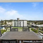 Beachfront Luxury In Palm Beach With Rooftop Pool - Gchm