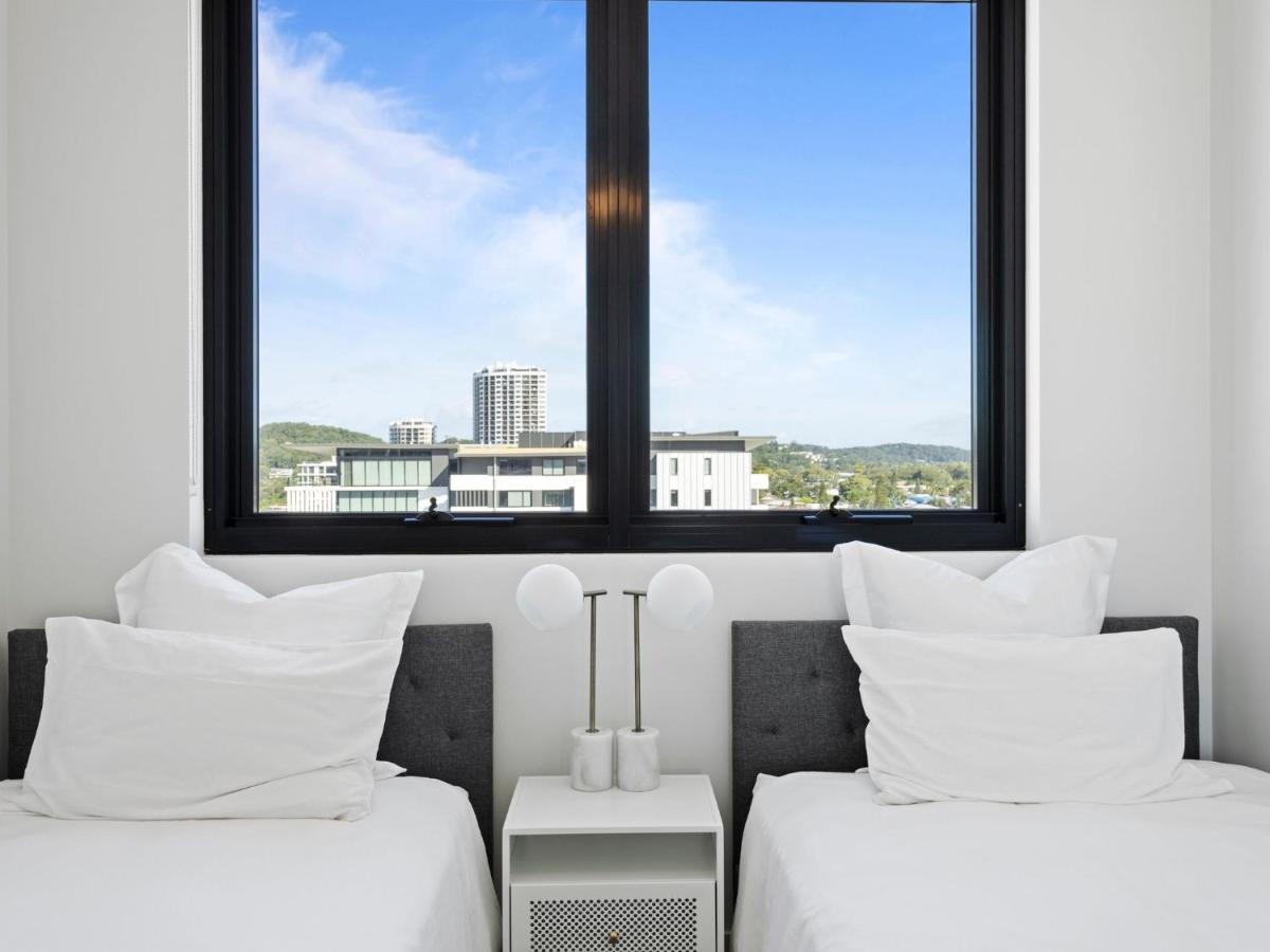 Beachfront Luxury In Palm With Rooftop Pool - Gchm Apartment Gold Coast